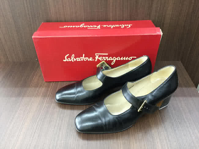 フェラガモのパンプスを買取|大阪|茨木店