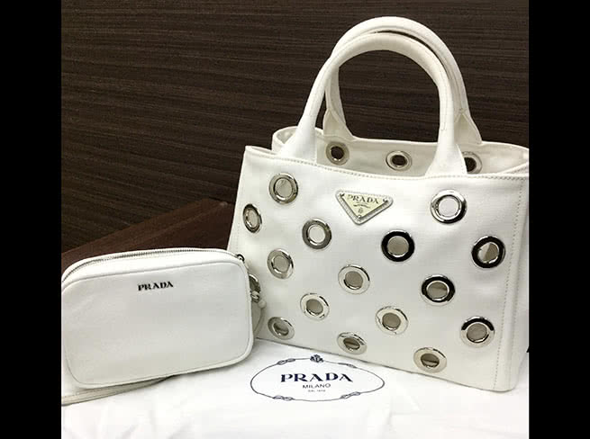 プラダ・カナパ・2017SSモデルを買取|大阪府|谷町店