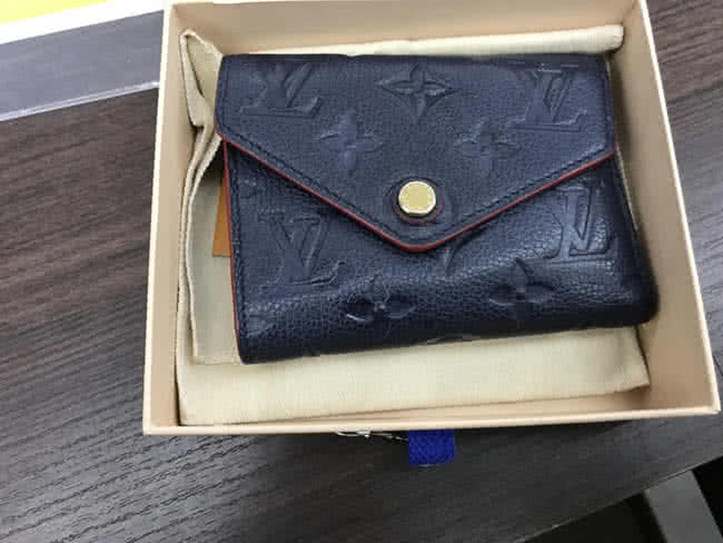 かりめろ様】ルイヴィトン アンプラント ポルトフォイユゾエ 筋違い  