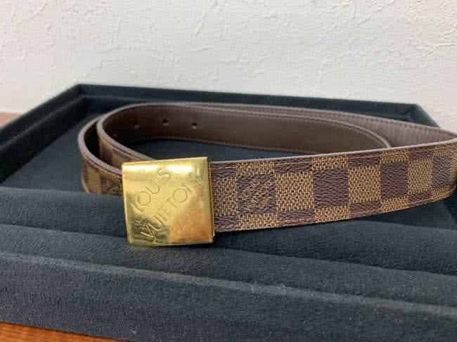 ルイヴィトン・ダミエ・エベヌ・サンチュール・キャレのベルトを買取  