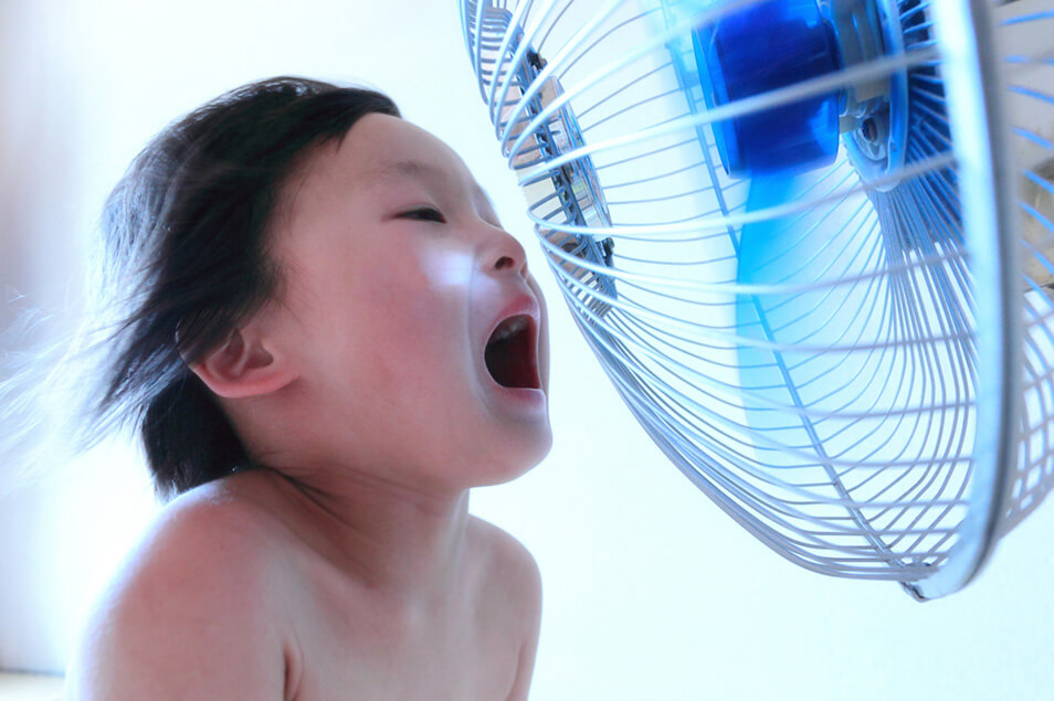 扇風機をより効果的に 保冷剤で冷え冷えのライフハックでエコに夏を乗り切ろう ブランド品の買取ならエコリング