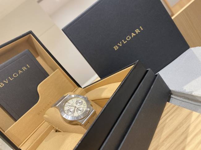 ブルガリ メンズ At ディアゴノ クロノグラフ デイト Ch35sを買取 東京 台東区 上野マルイ店 ブランド品の買取ならエコリング