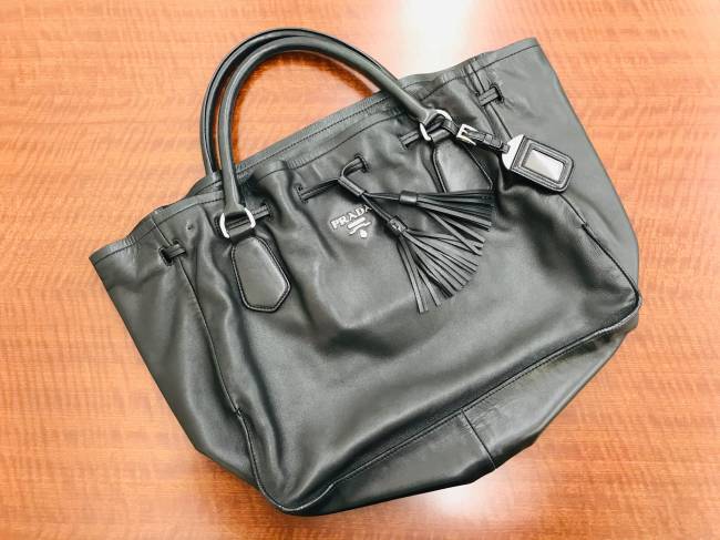 プラダ ナッパレザー フリンジ付きトートバッグを買取 大阪 伊丹店 ブランド品の買取ならエコリング