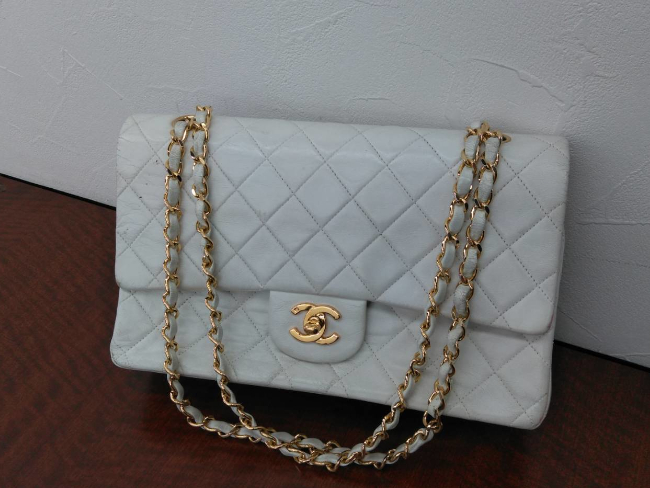 カルティエ タンク クオーツ 松坂屋限定文字盤の腕時計を買取 名古屋 名古屋藤が丘店 ブランド品の買取ならエコリング