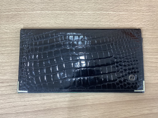 ダンヒル 二つ折り札入れ財布を買取|和光|和光店