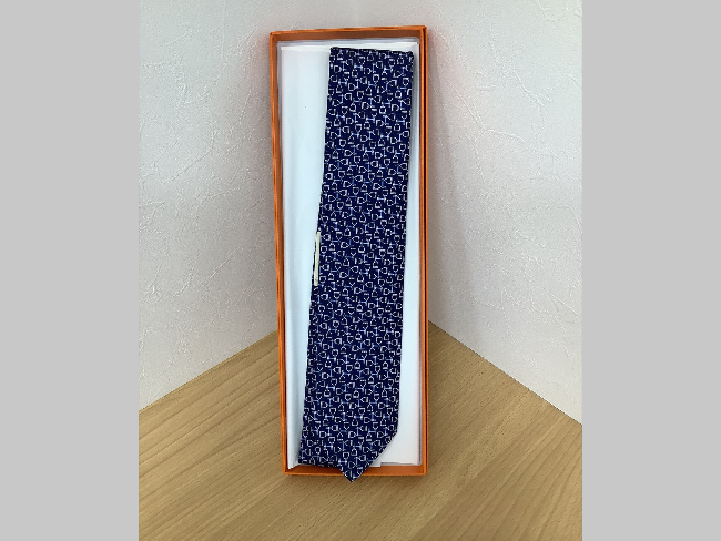 エルメス ネクタイ CRAVATE SOIE LOURDE 未使用を買取｜京都｜伏見桃山 