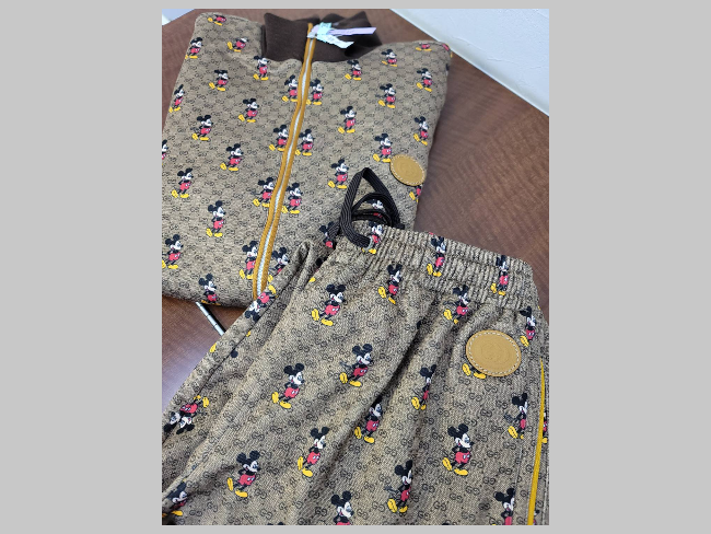 グッチ ディズニーコラボ ミッキー総柄 セットアップを買取 名古屋 名古屋中村店 ブランド品の買取ならエコリング