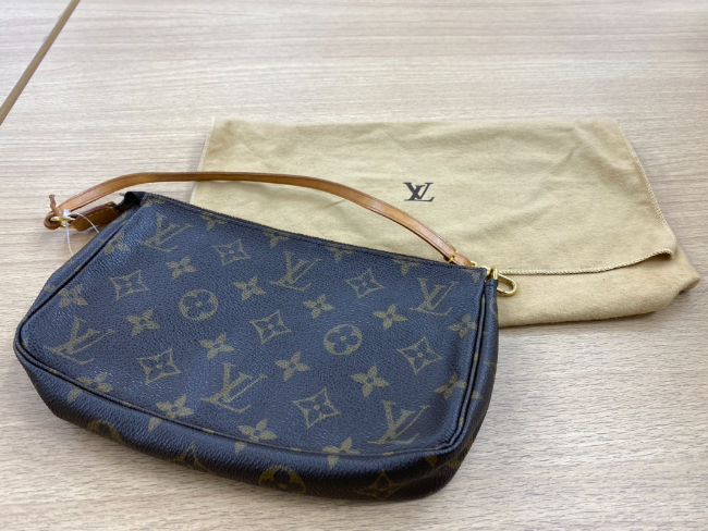 LOUISVUITTON ポシェット アクセソワール モノグラム M51980レディース