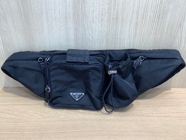 正規品 取りまわし PRADA プラダスポーツ ウエストポーチ ボディ