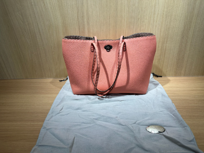 FENDIカルラセレリアトートバッグ FENDI カルラ A4可 セレリア