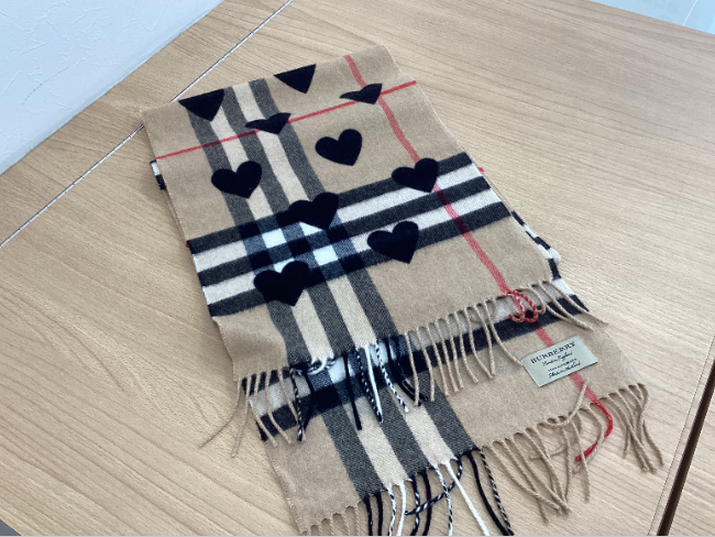バーバリー ハートスカーフ （BURBERRY バーバリー のたまい ハンカチ 