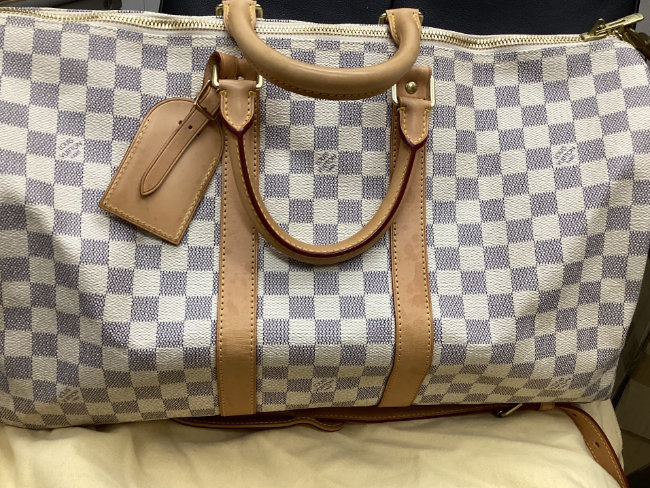 ルイヴィトン ダミエアズール キーポル バンドリエールを買取｜梅田  