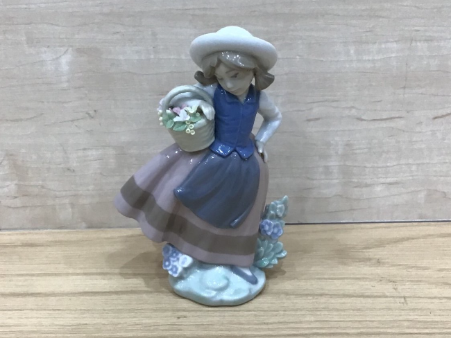 リヤドロ 『甘い花の香り』#5221を買取｜東京・世田谷区｜尾山台店 