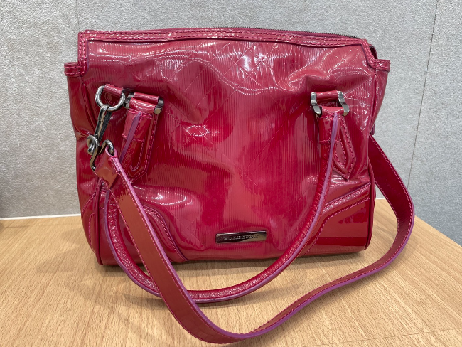 Burberry バーバリー ハンドバッグ エナメル 狂い