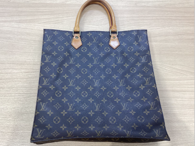 ルイヴィトン モノグラム サックショッピング 内側剥がれを買取｜東京 