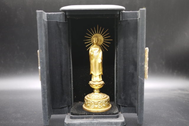 純金製 仏像をお買受け ｜ ブランド品の買取ならエコリング