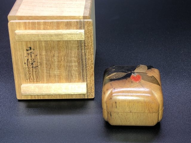 虫蒔絵　柿香合 黒柿 六角 虫籠 虫篭 虫かご 秋草 香合 川上峰春 螺鈿 加賀蒔絵