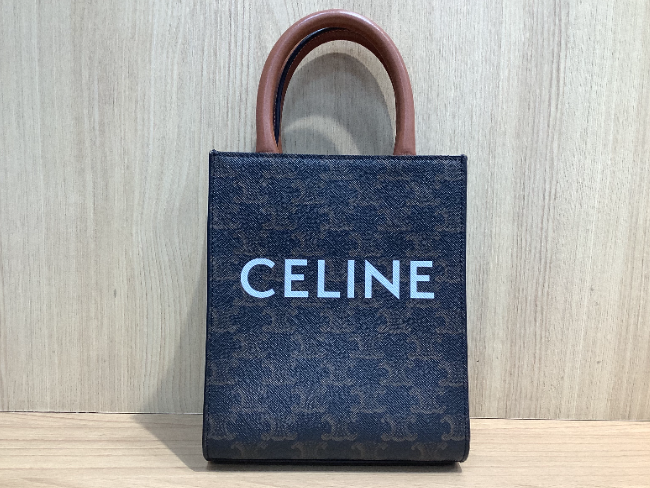 セリーヌCELINE スモール バーティカル 博学 カバ / トリオンフキャンバス