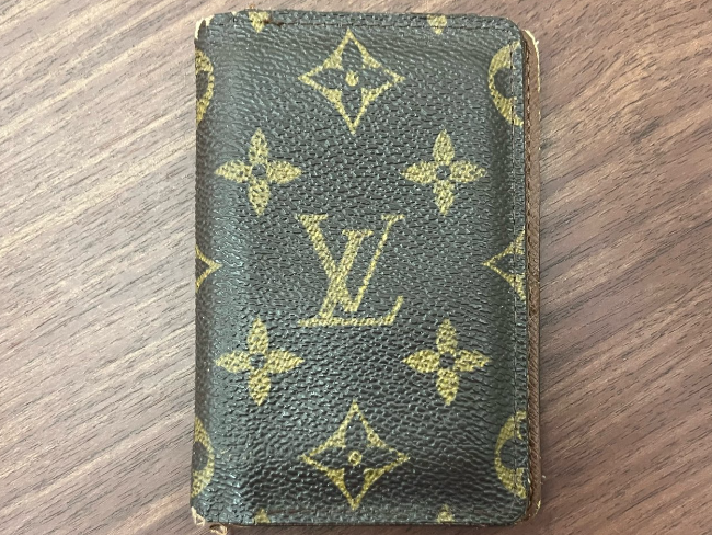 ルイヴィトン 三つ折り財布 エテュイパピエ モノグラム パスケース付き
