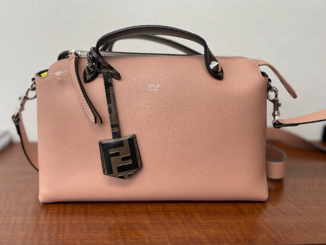 FENDI バイザーヤード FENDI バイザーヤード