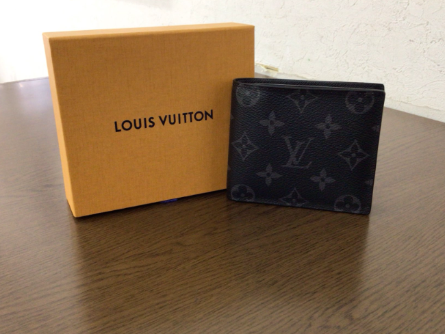 ルイヴィトン モノグラムエクリプス ポルトフォイユマルコを買取｜神戸 