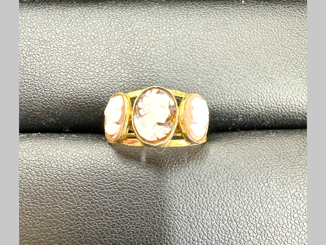 ノーブランド 750 シェルカメオ付きリングを買取｜京都｜京都山科店  