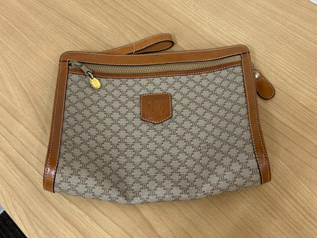 セリーヌ マカダム柄セカンドバッグを買取｜大阪｜JR吹田店 