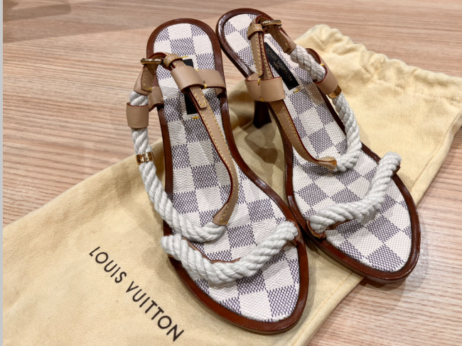 LOUIS VUITTON ストラップサンダル（美品 Louis Vuitton ルイ ヴィトン  