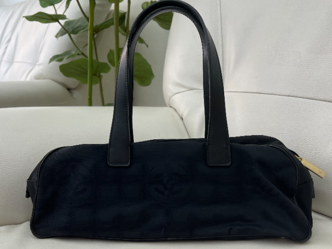 CHANEL シャネル ニュートラベルライン ボーリングバッグ ブラック  