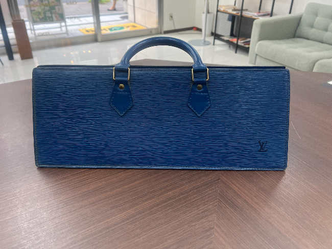 ルイ・ヴィトン エピ サックトリアングル ハンドバッグ