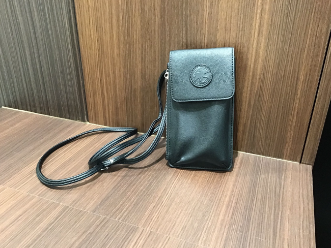 ハンティングワールド スマホショルダーを買取｜福岡県福岡市城南区 