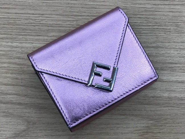 FENDI 煩わしく FFダイヤモンド財布 売買されたオークション情報 落札 