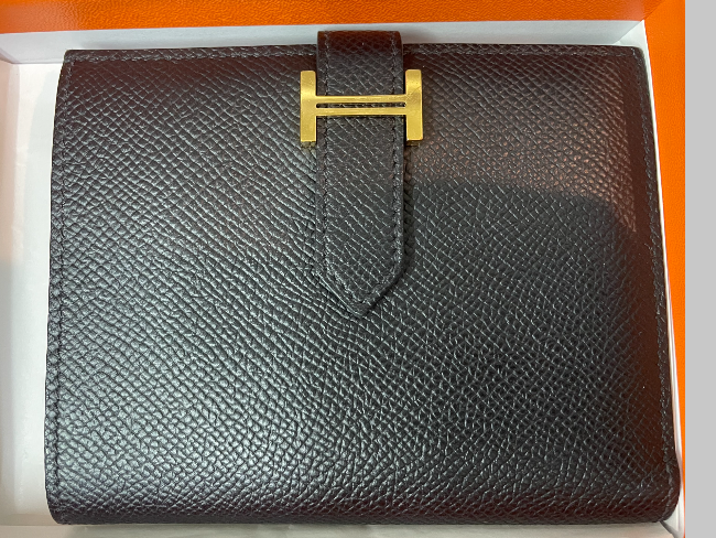 ルイヴィトン マカサー ポルトフォイユコンパクト モノグラム チェーン折り財布 楽天市場】【財布】LOUIS VUITTON ルイ ヴィトン モノグラムマカ