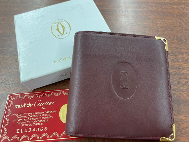 カルティエ折財布 CRL3001368 - マスト ドゥ カルティエ 二つ折り