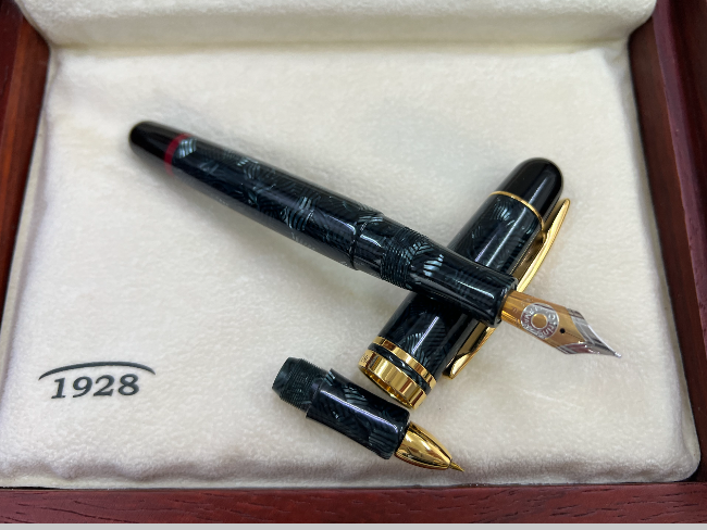 ルイ・ヴィトン（LOUIS VUITTON）万年筆ペン先750 K18 2本 LOUIS VUITTON 本物 ルイヴィトン LV 750 WG K18 18金 18K