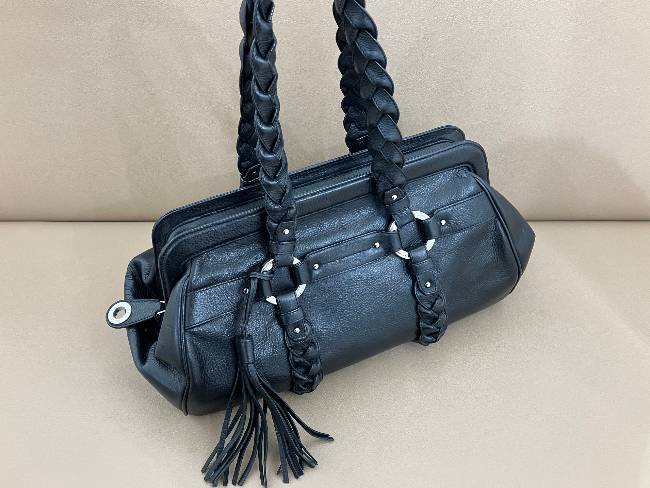 バリー レザー 編み込みハンドル タッセル トートバッグを買取｜東京都 