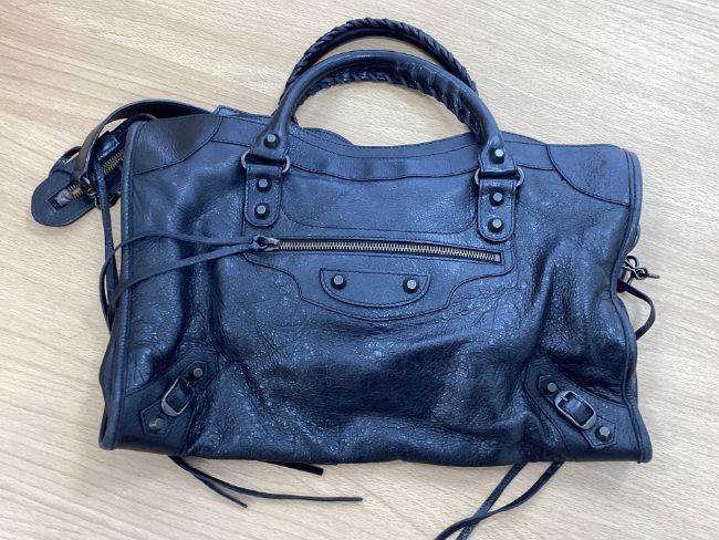 バレンシアガ シティ ブラックを買取｜三重県桑名市｜三重桑名店 