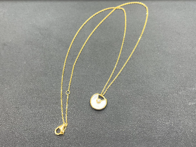 2024年購入Cartier カルティエ　アミュレット　ネックレス　ホワイト 2024年購入Cartier カルティエアミュレットネックレスホワイト