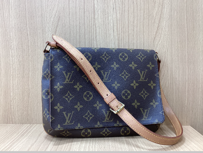 Louis Vuitton モノグラムミュゼットタンゴ