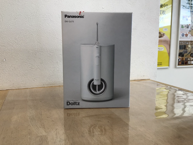 パナソニックポータブルウォーターフロッサー%EW-DJ 10-W (白) 折りたたみ式移動式2速乾電池式経口灌水器 パナソニック 口腔洗浄器 ジェットウォッシャー ドルツ 白 EW-DJ71-W