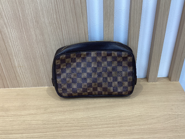 ルイヴィトン ダミエトゥルーストワレットを買取｜福岡県北九州市小倉 