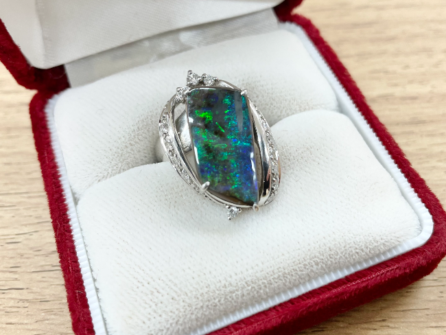 pt900 オパールダイヤモンドリングビックサイズ