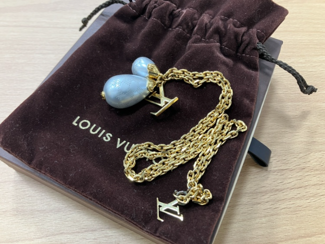 ルイヴィトン パンダンティフ ダミエ・パール M66322を買取｜静岡県  