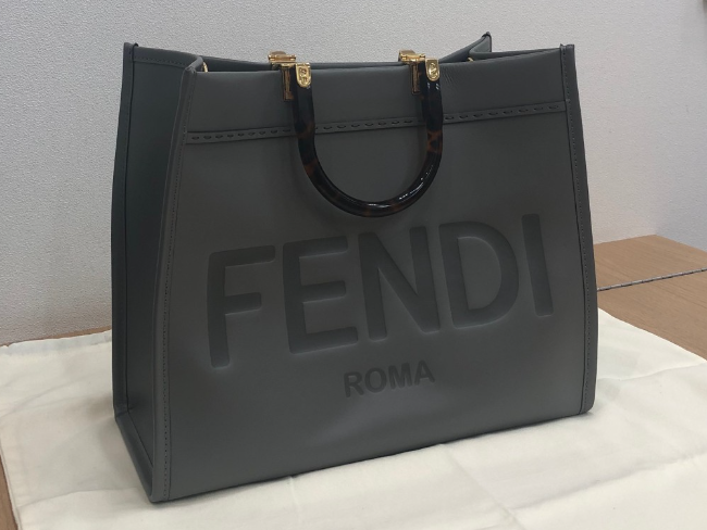 フェンディ サンシャイン ミディアム グレー 8BH386を買取｜東京都江東  