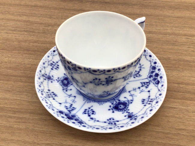 マイセン 真夏の夜の夢 カップ＆ソーサー一客 マイセン 真夏の夜の