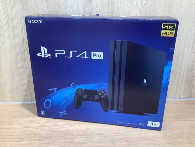 PS4 PRO cuh-7100b