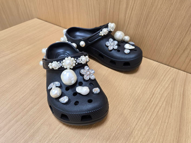 シモーネ・ロシャ X クロックス クラッシュ ブーツ