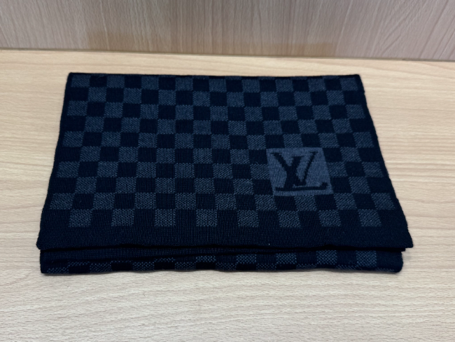 Louis Vuitton ダミエ・グラフィットエシャルププティ マフラー