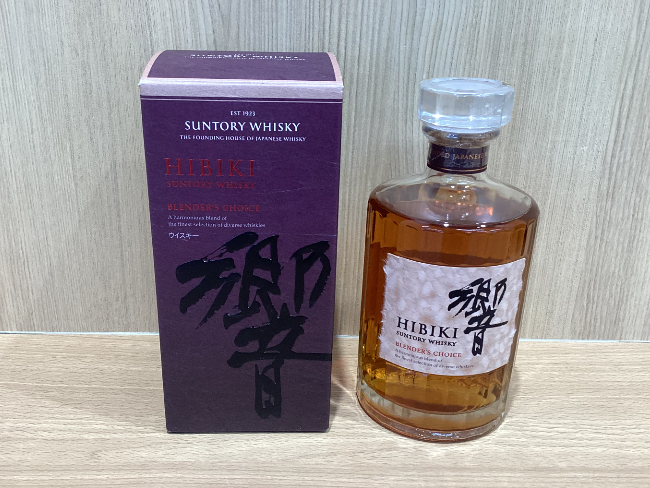 サントリー 響 12年 700ml 箱有り ウイスキー hibiki Amazon.co.jp