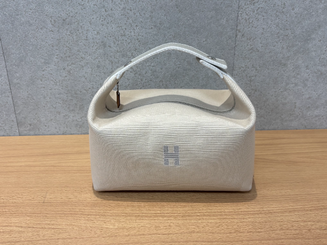 HERMES エルメス ブリッドアブラック キャンバス ポーチ